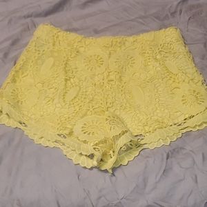 FOREVER 21 LACE SHORTS